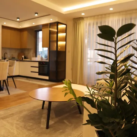 Brand New Lux Apartment *